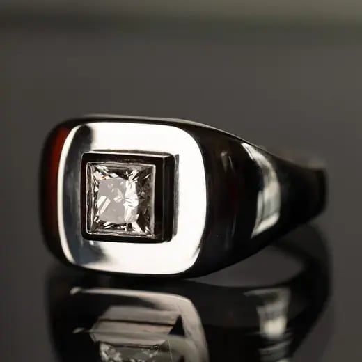 Wyatt_Jewellery_Singet-ring-diamond-platinum-silver