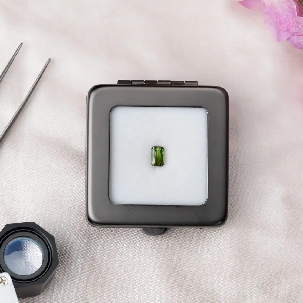 Wyatt-Jewellery-Tourmaline-Radiant-cut-box-T140