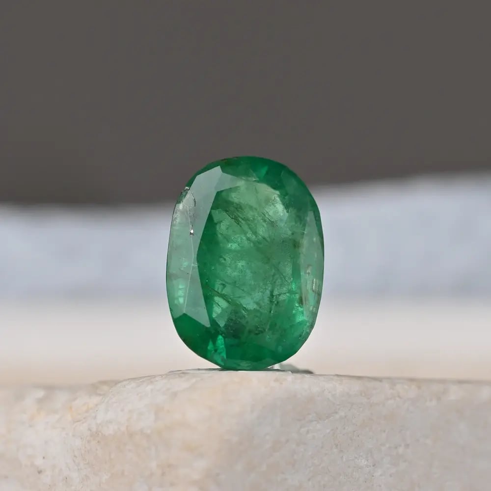 Wyatt-Jewellery-Emerald-oval-E104