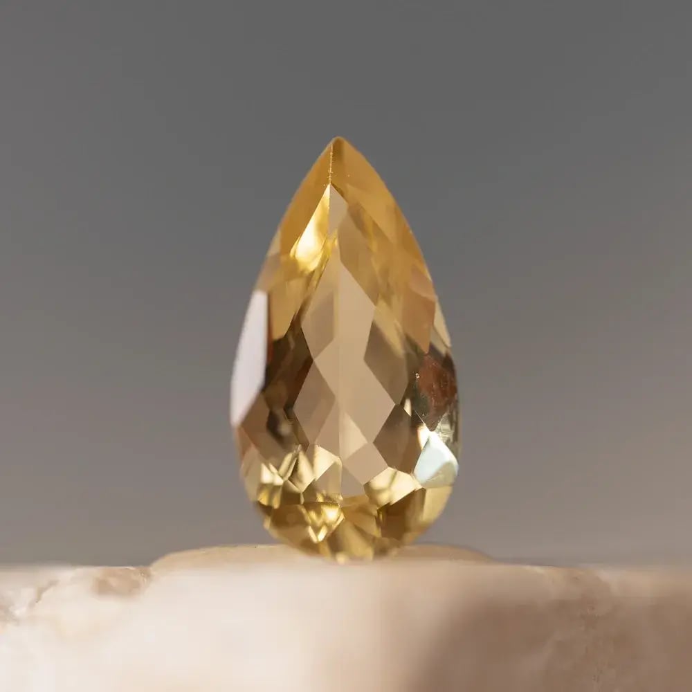Wyatt-Jewellery-Heliodor-beryl-Pear-shape-H114