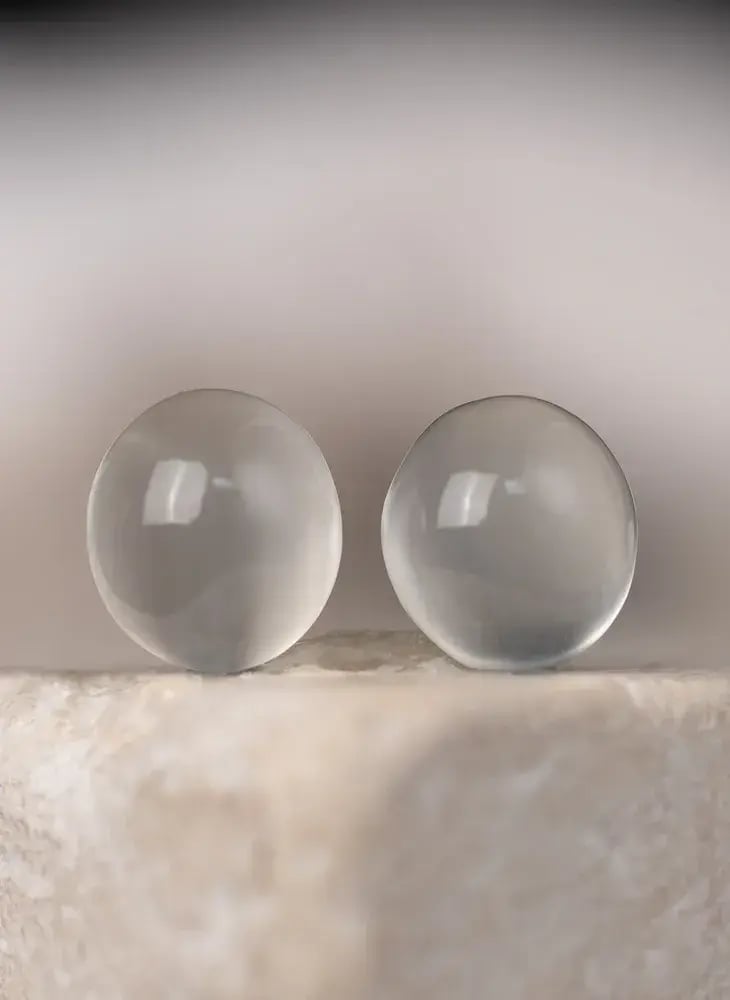 Wyatt-Jewellery-Moonstone-cabochon-round-pair-M136_tile