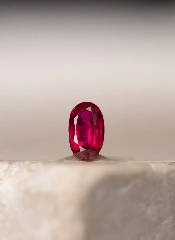 Wyatt-Jewellery-Ruby-Oval-R121_tile