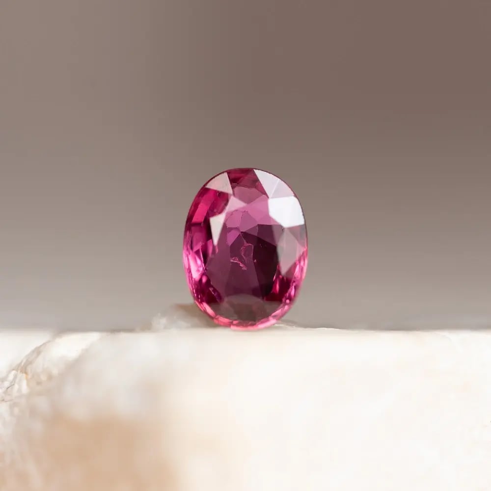 Wyatt-Jewellery-Ruby-oval-R057