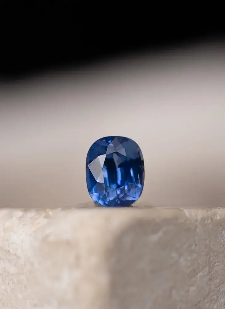 Wyatt-Jewellery-Sapphire-cushion-S116_tile