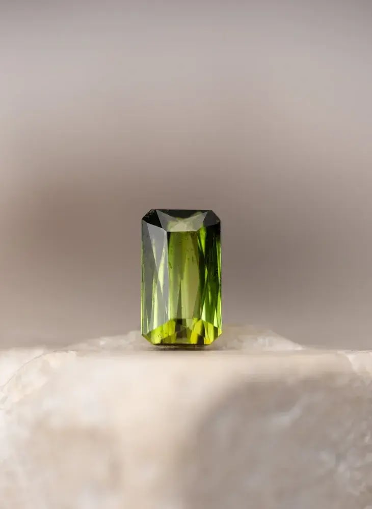 Wyatt-Jewellery-Tourmaline-radiant-cut-T140_tile