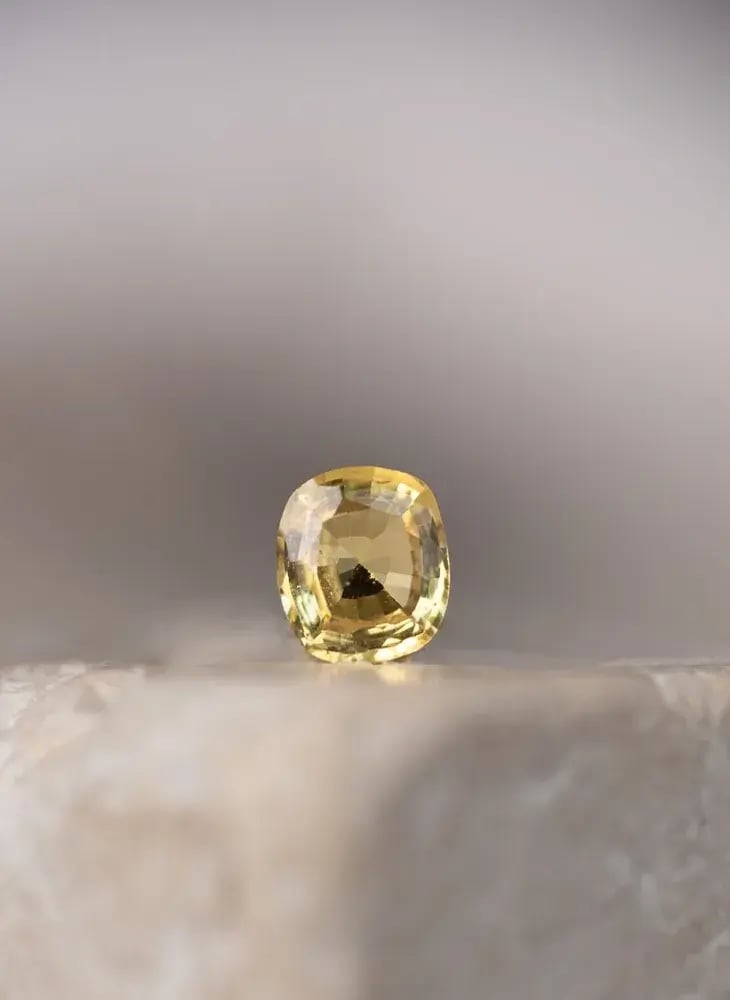 Wyatt-Jewellery-Yellow-cushion-sapphire-S139_tile-2