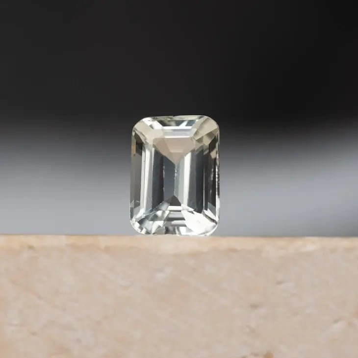 Wyatt-Jewellery-aquamarine-emerald-cut-A171