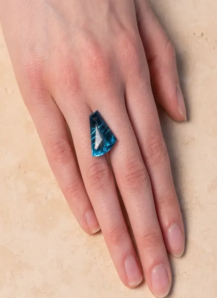 Wyatt-Jewellery-Blue-tourmaline-shield-cabochon-T047
