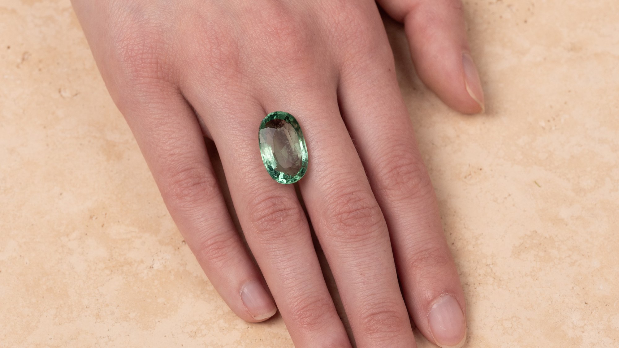 Wyatt-Jewellery-Flourite-oval-hand-F044