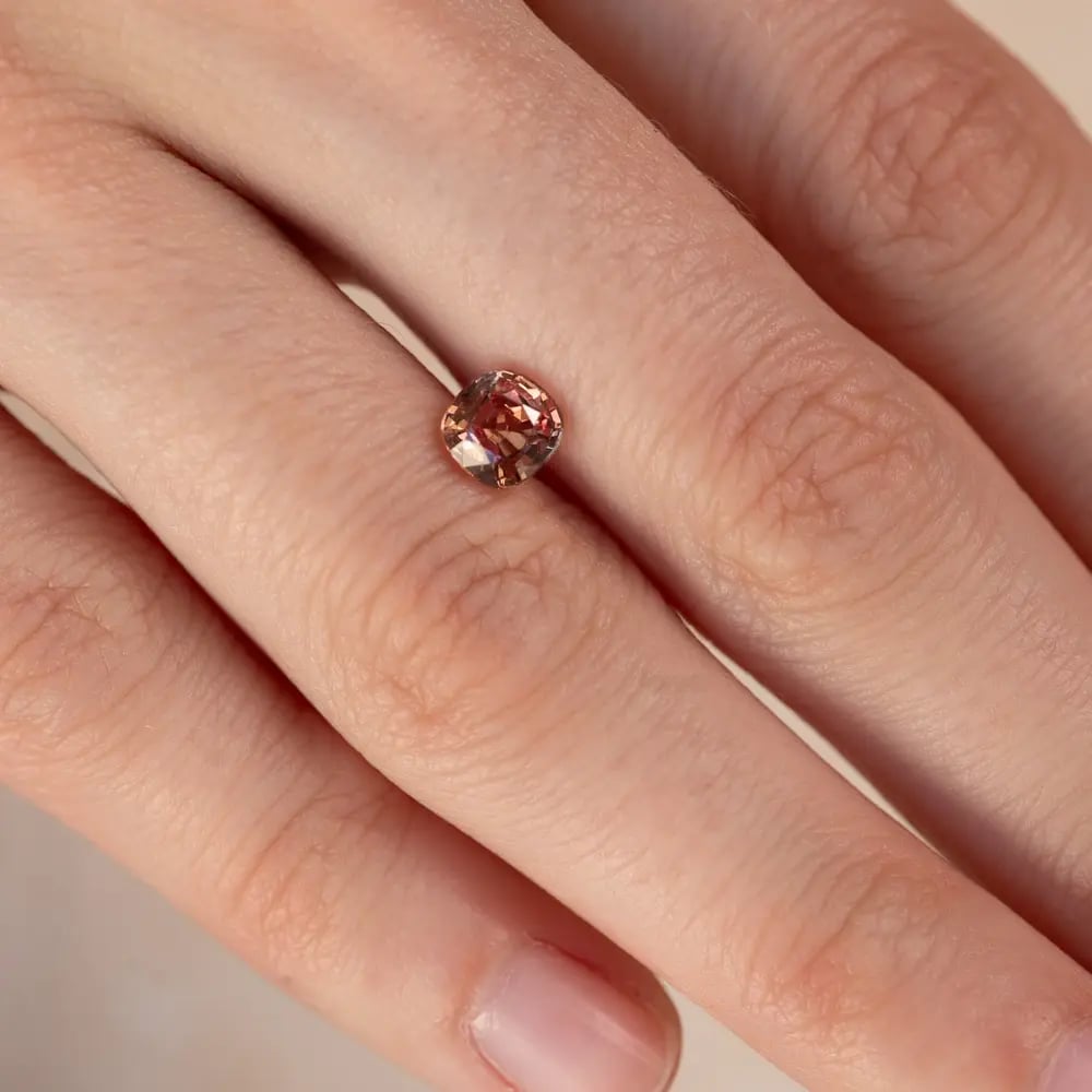 Wyatt_Jewellery-Apricot-sapphire-cushion-S110