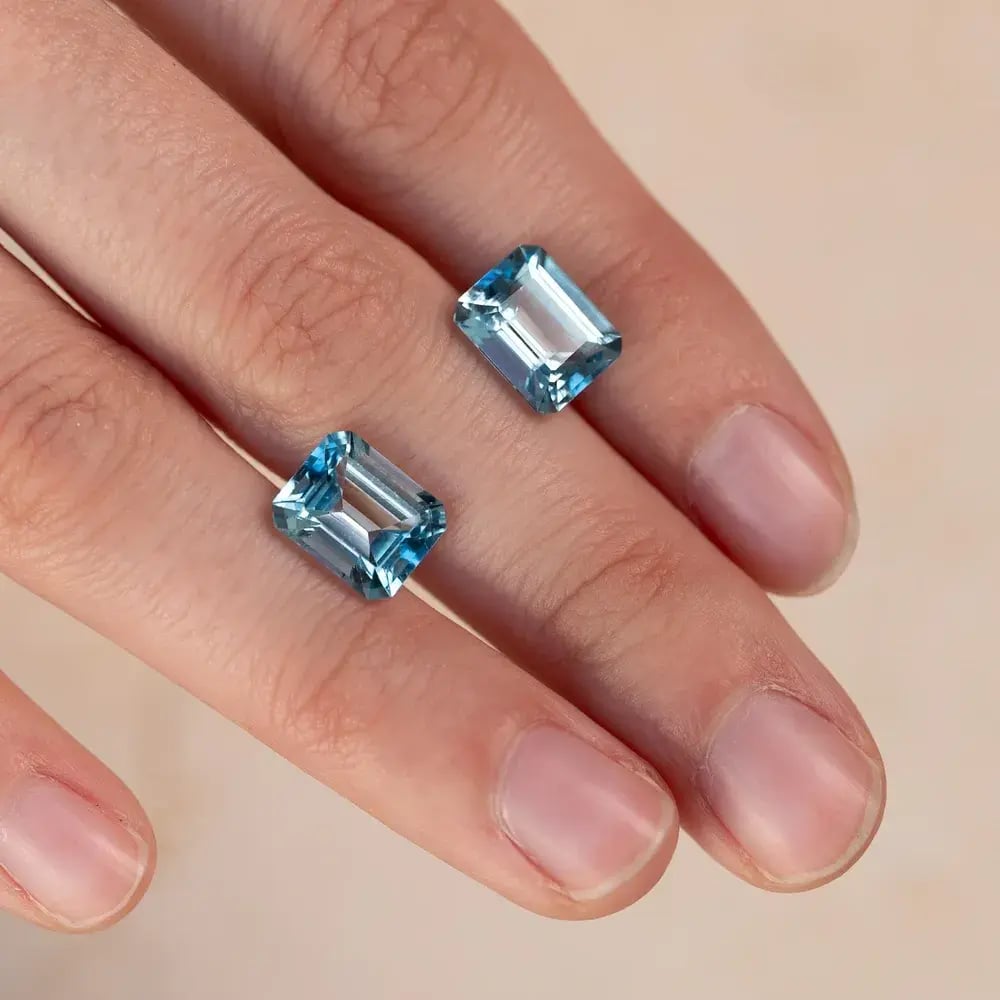 Wyatt_Jewellery-Blue-Topaz-emerald-cut-Tz144
