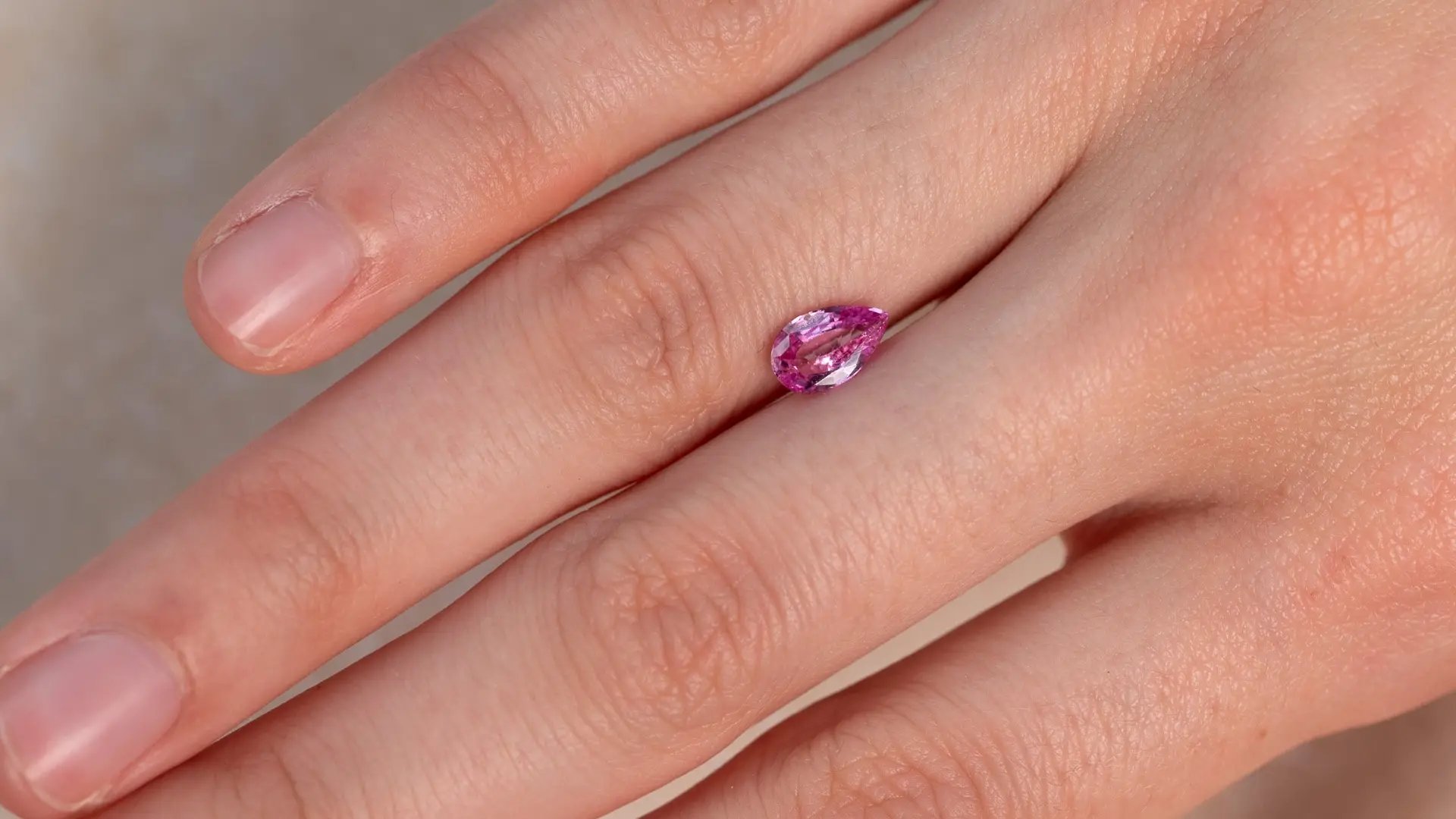 Wyatt_Jewellery_Sapphire_Pink_S034_Hand