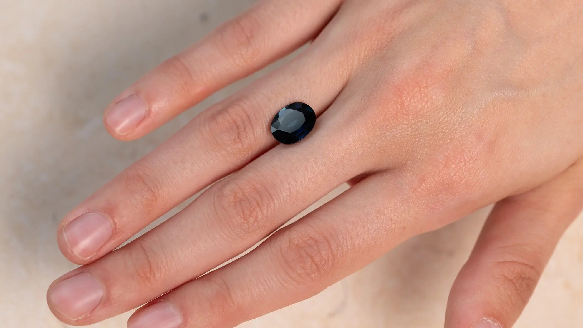 Wyatt-Jewellery-Sapphire-Oval-S063