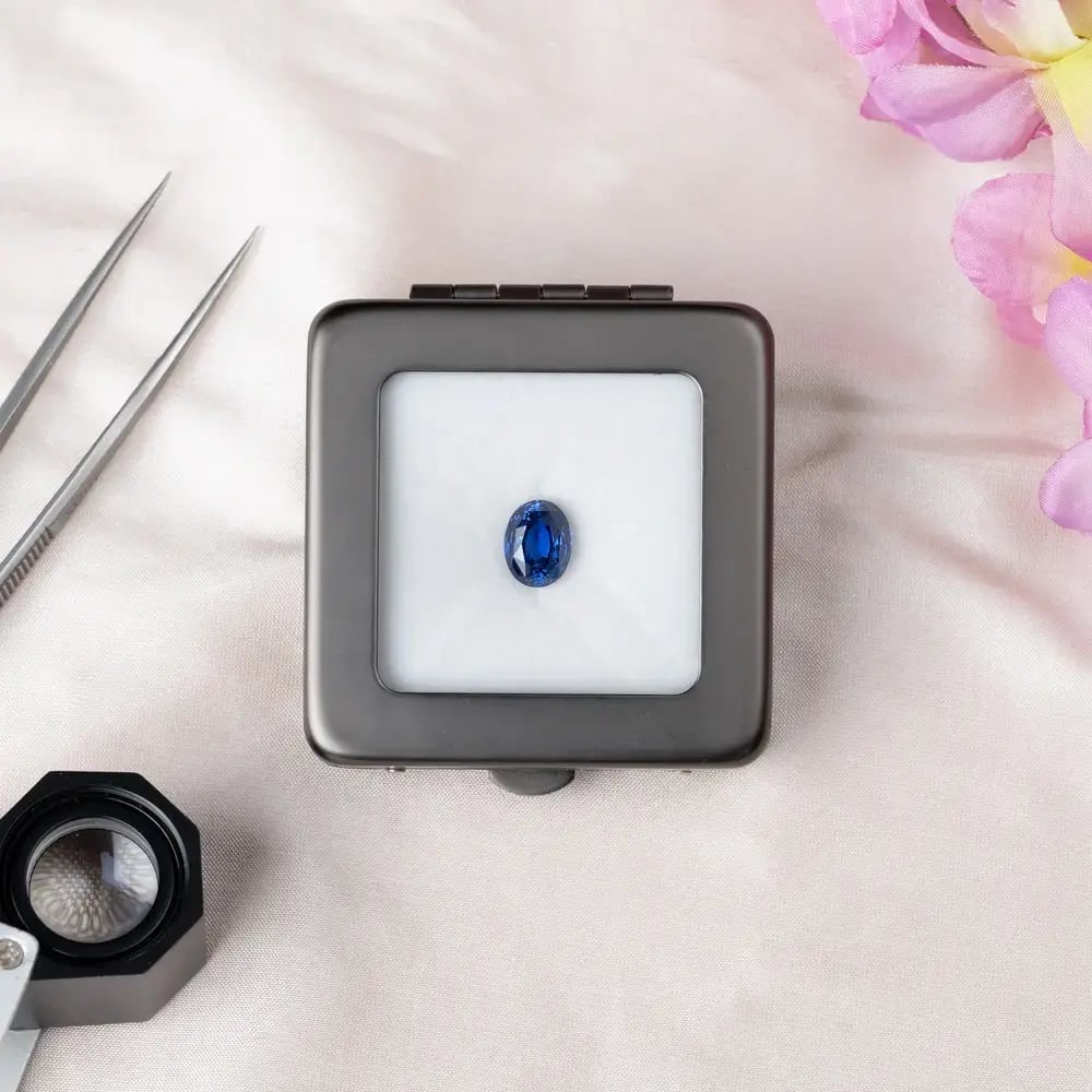 Wyatt-Jewellery-Sapphire-oval-S115