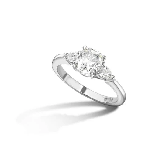 wyatt-jewellery-three-stone-diamond-platinum-ring-blog