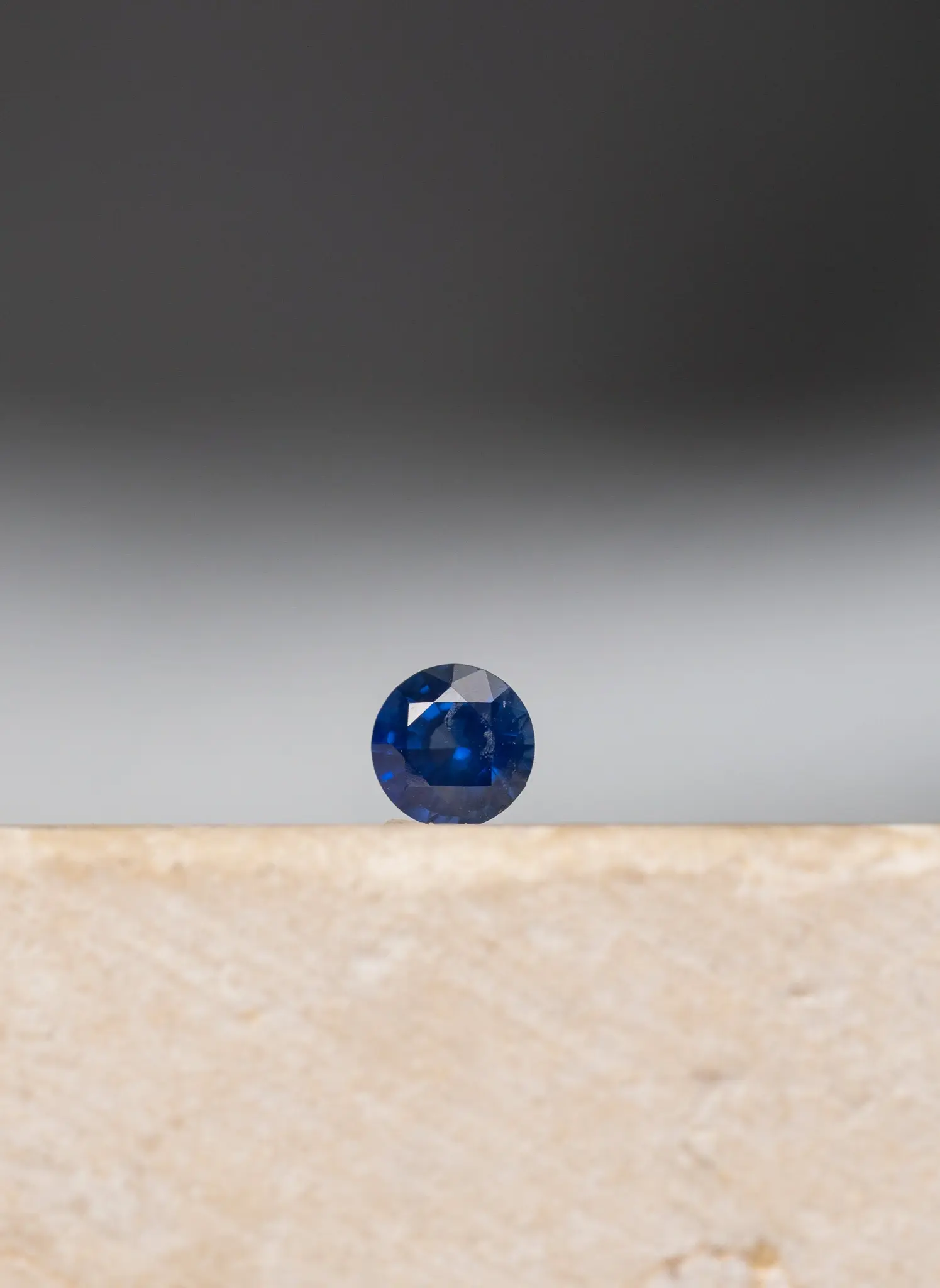 Wyatt-Jewellery-sapphire-round-S160