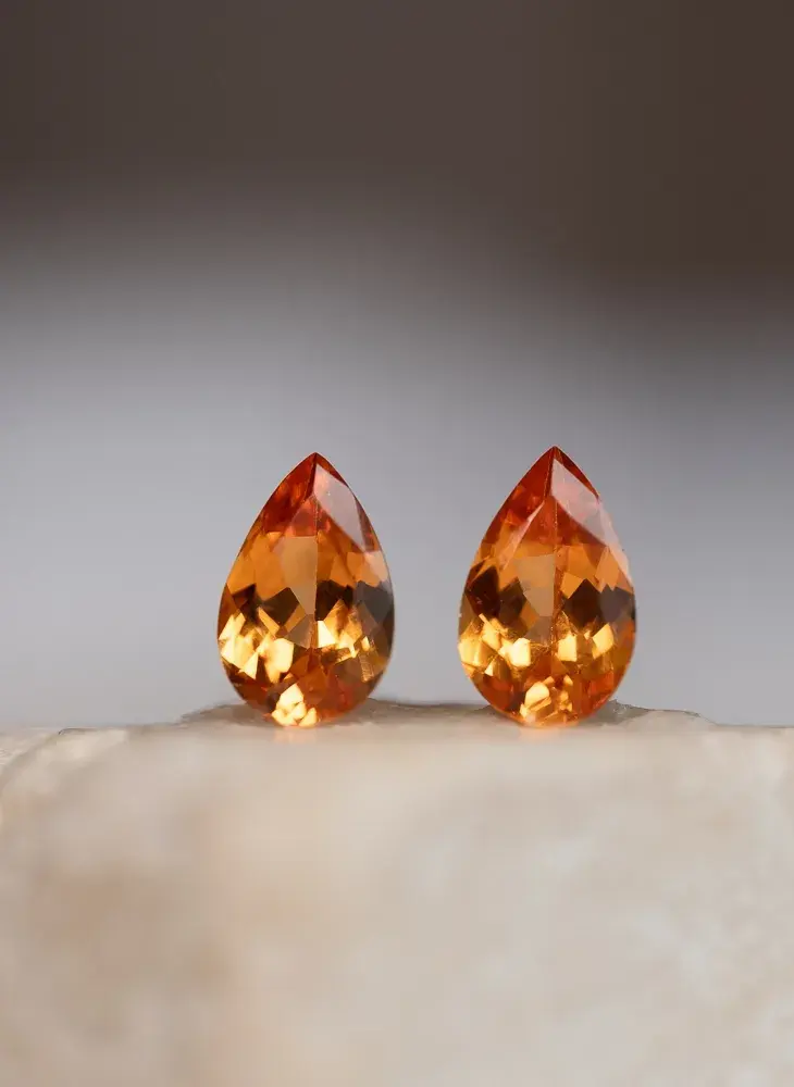 WJ_Mandarin_Garnet_Pair_G076_Portrait