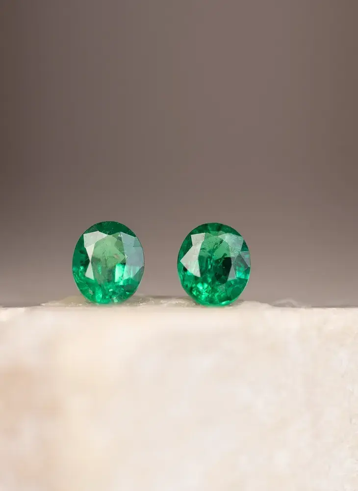 Wyatt-Jewellery-Emerald-E126_tile